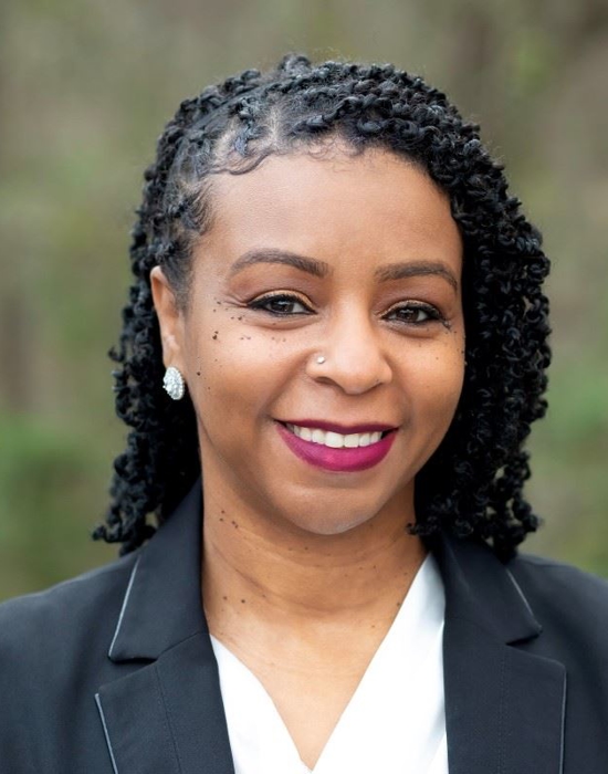 Salena Davis-Woods Photo